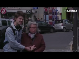 how to stop pedestrians from crossing the road on red