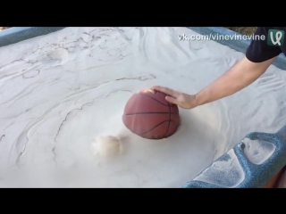 jacuzzi with sand